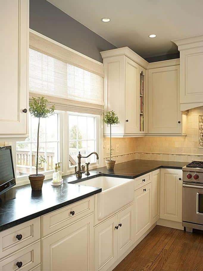 28 Antique White Kitchen Cabinets Ideas in 2019 - Liquid Image